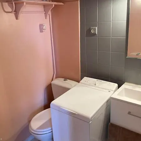 Dans Station Thermale, Dans Avec Ascenseur Apartman